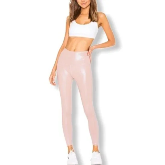 Beyond Yoga Pearlized High Waisted Midi Legging Brazen Blush Rose Shinny medium - Picture 6 of 8